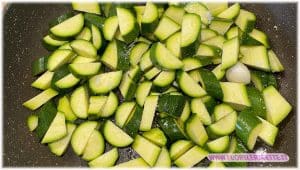 aggiungiamo le zucchine aggiungiamo le zucchine