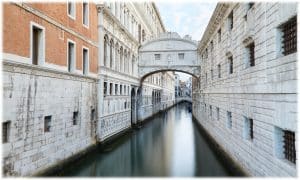 visitare venezia , ponte dei sospiri