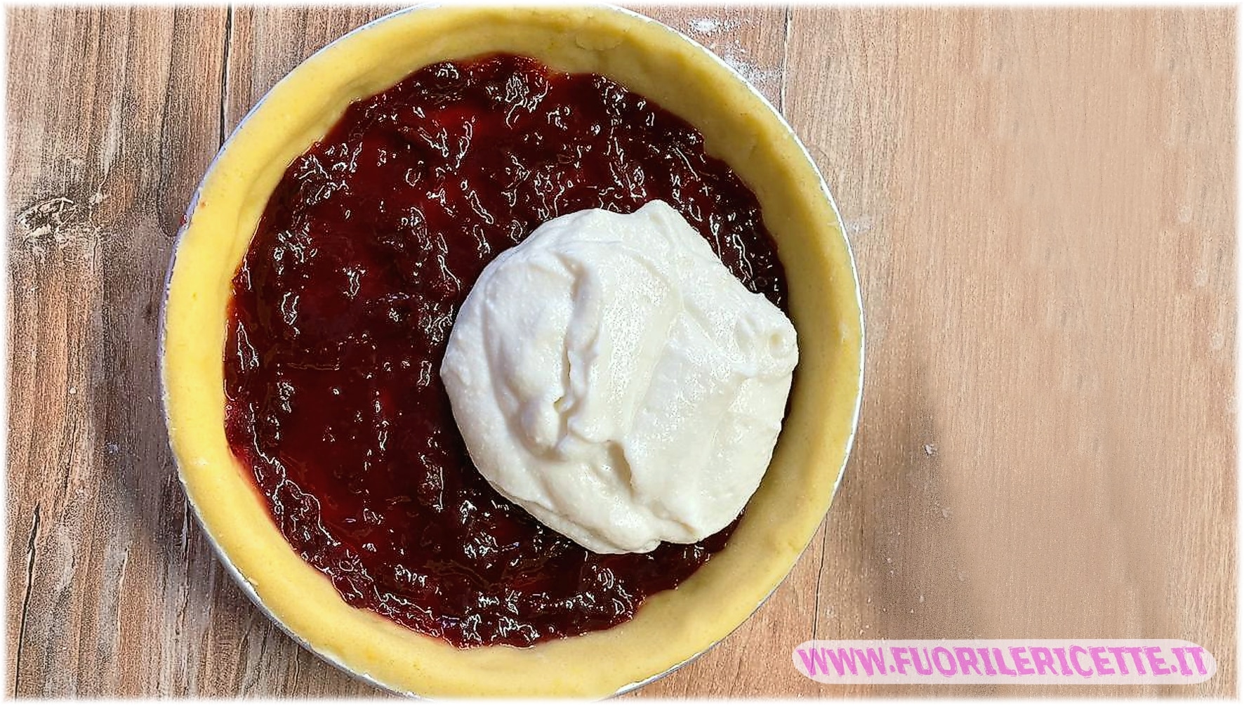Crostata ricotta e marmellata fondo