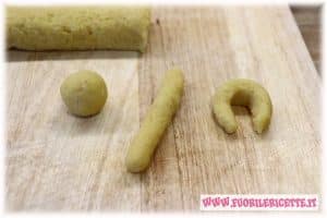 cilindrini di pasta foglia