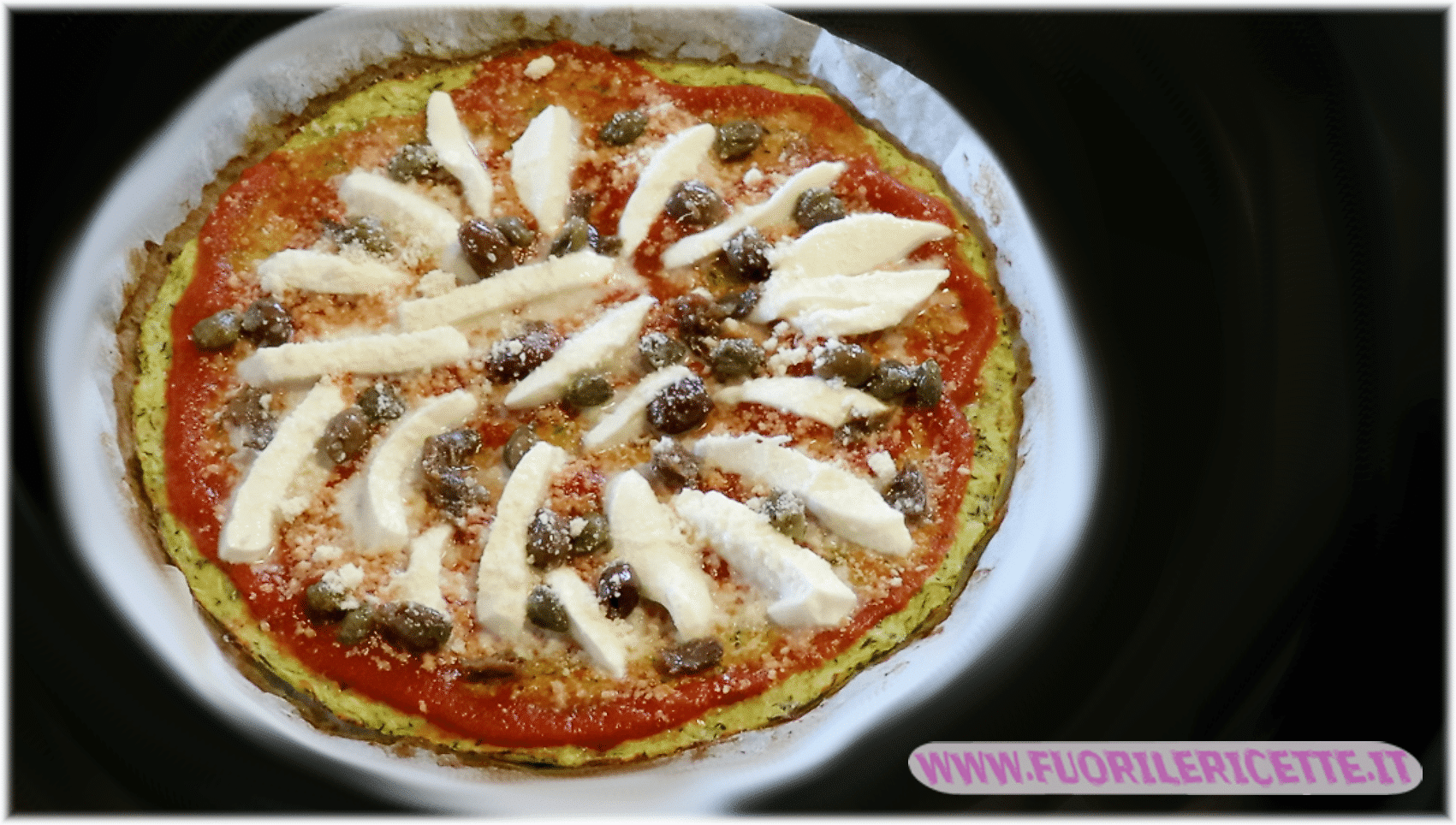 Pizza di zucchine senza farina
