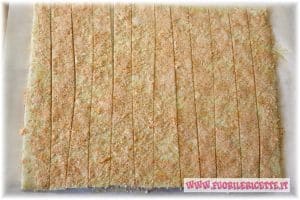 Grissini di pasta sfoglia al formaggio