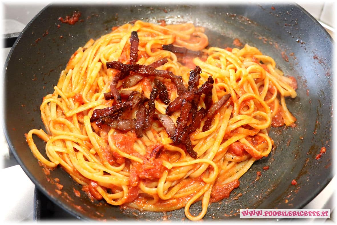pasta con sugo all'amatriciana