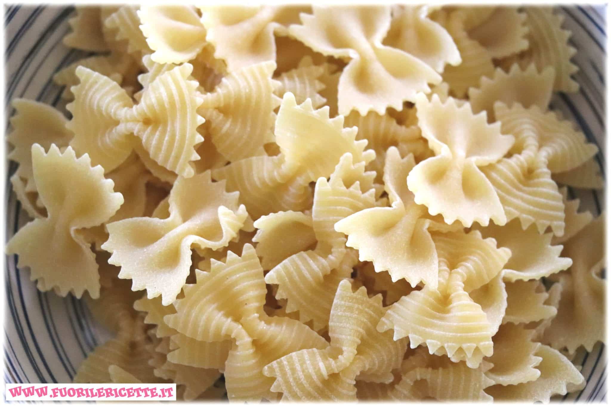 Farfalle con pomodorini e ricotta salata - Fuori le Ricette