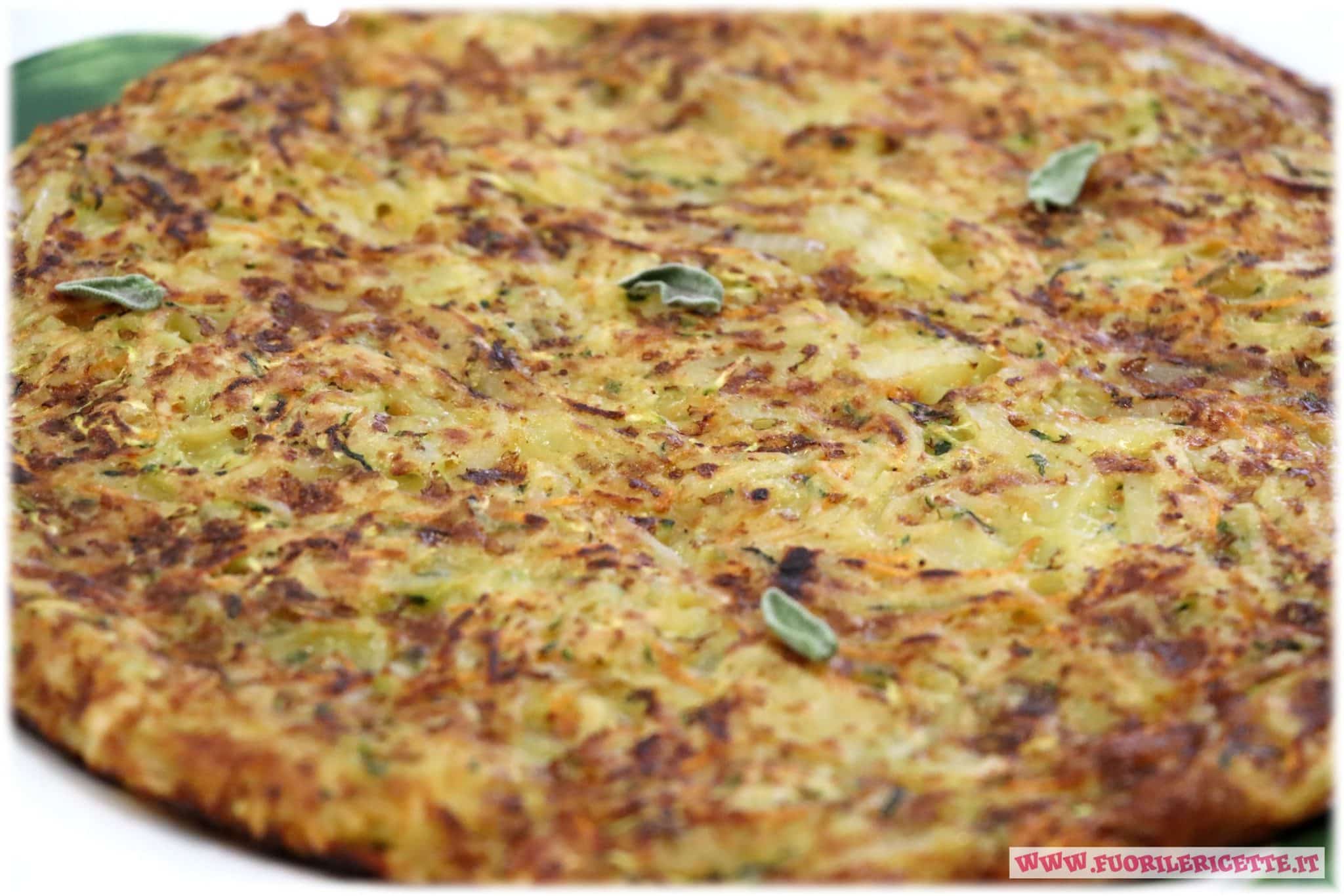 Frittata senza uova con zucchine e carote - Fuori le Ricette
