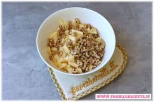 Insalata sedano e mele
