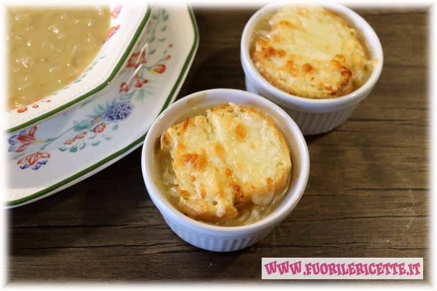Zuppa di cipolle alla francese