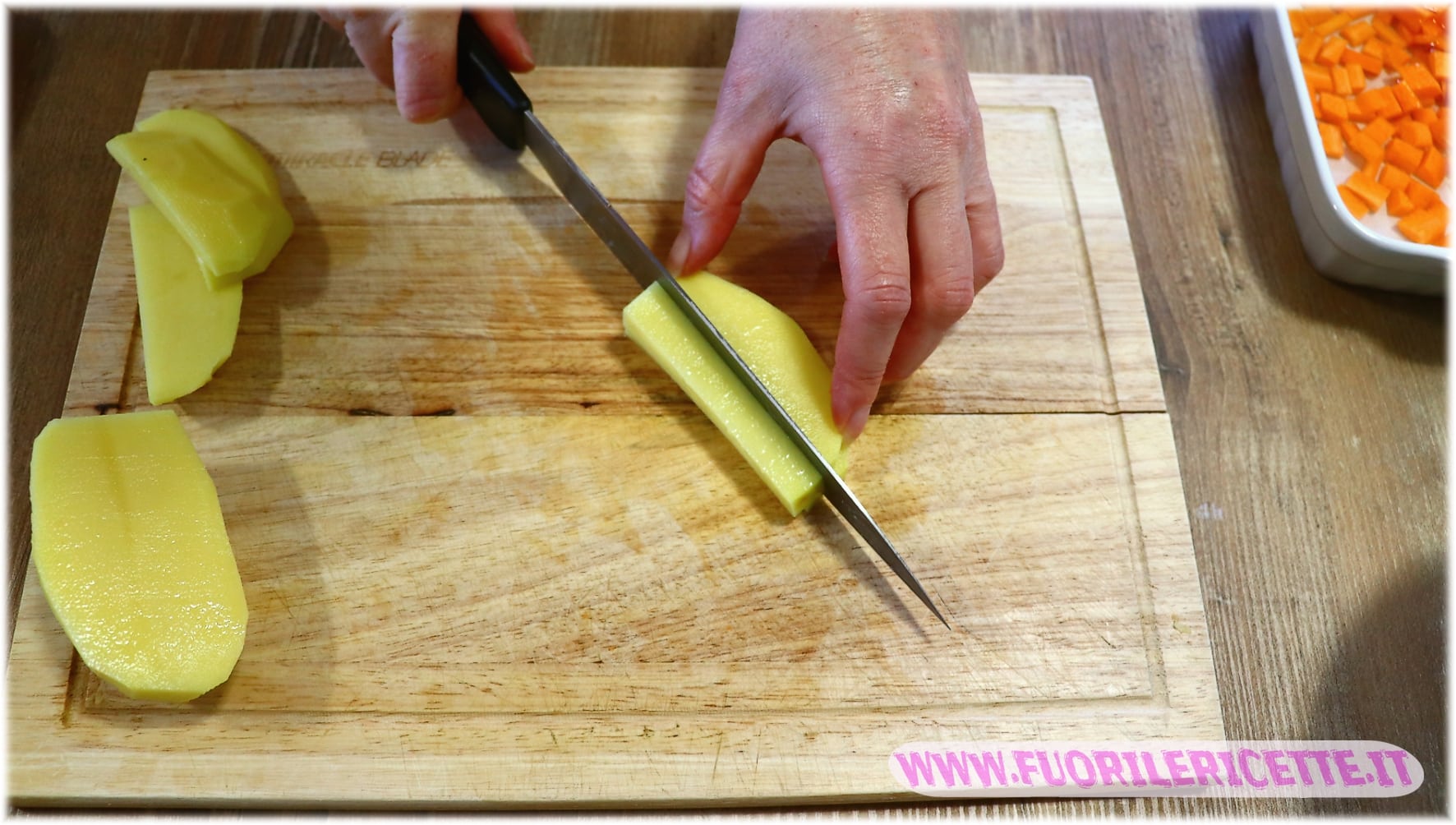 Tagliare le patate