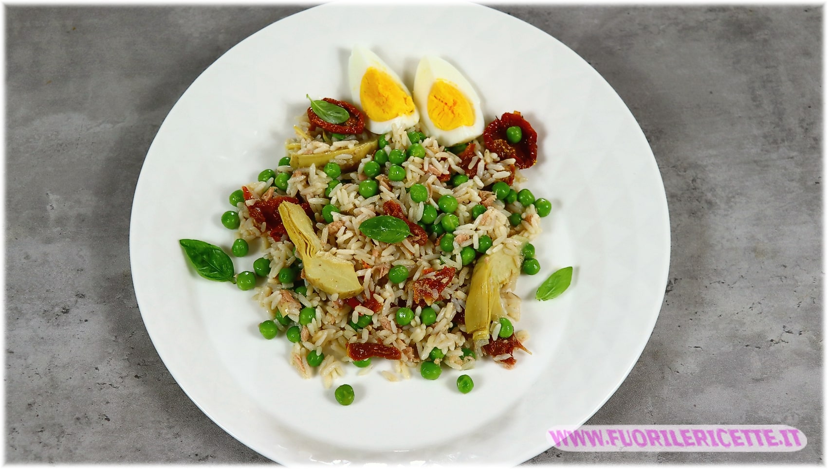 Insalata di riso con tonno