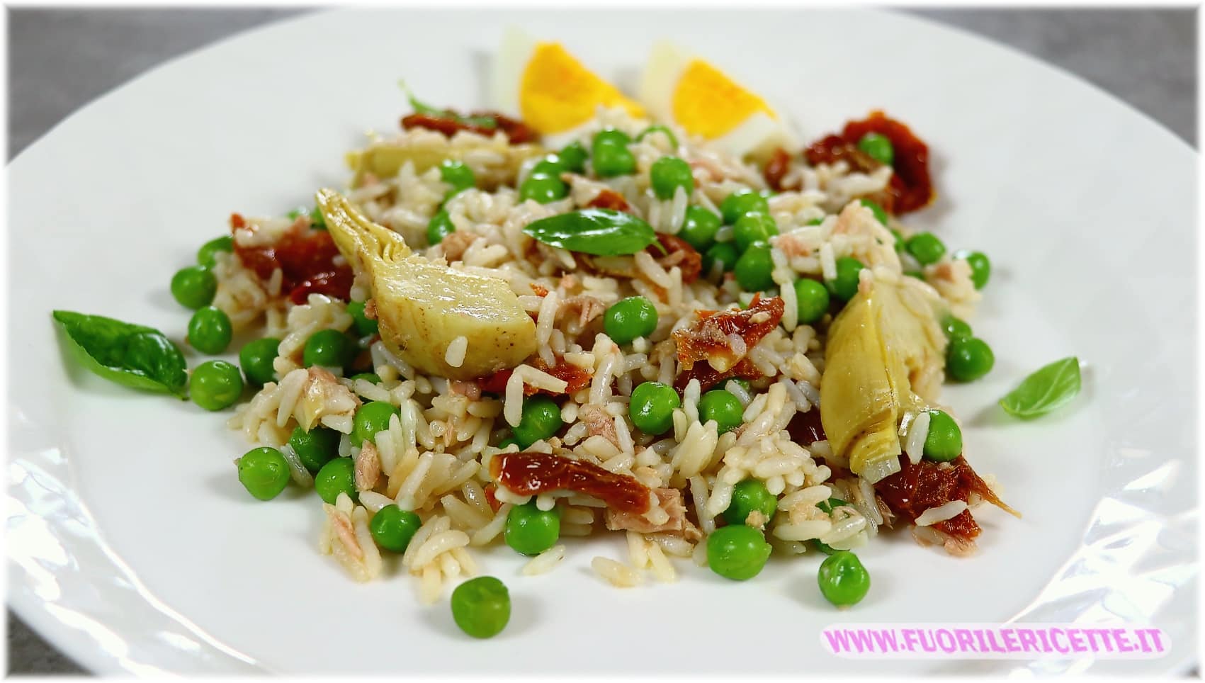 Insalata di riso con tonno