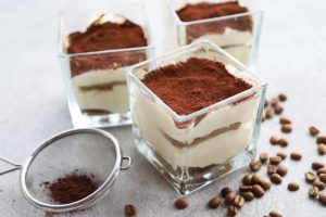 tiramisù al bicchiere